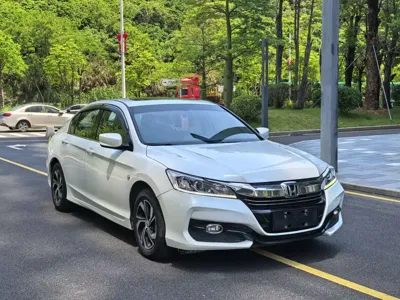 Honda Accord 2017, 74000 км, за 10270.55 USD
