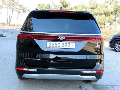 Kia Canival 2021, 130000 км, за 13808.84 USD