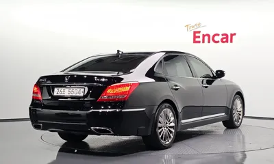 Hyundai Equus 2010, 179222 км, за 2923.75 USD