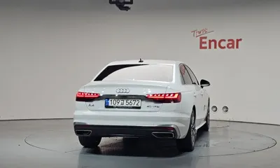 Audi A4 2023, 25550 км, за 22084.7 USD