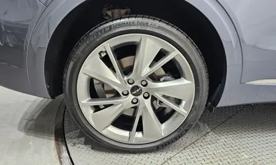 Genesis GV70 2025, 34896 км, за 35504.9 USD