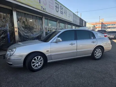 Kia Opirus 2009, 56000 км, за 2595.63 USD