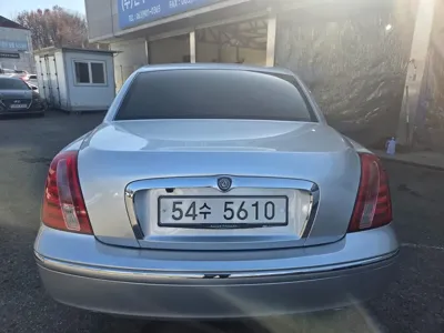 Kia Opirus 2009, 56000 км, за 2595.63 USD