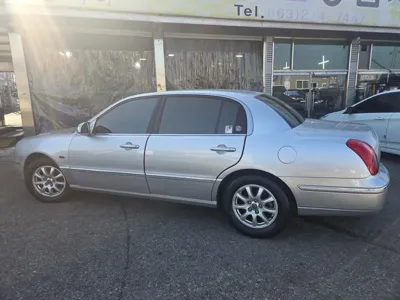 Kia Opirus 2009, 56000 км, за 2595.63 USD