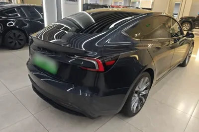 Tesla Model 3 2023, 35700 км, за 30953 USD - фото 6
