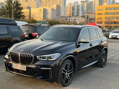BMW X5 · 2022 год