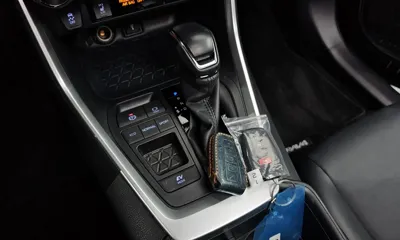 Toyota RAV4 2022, 32446 км, за 23446.27 USD - фото 9