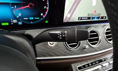 Mercedes-Benz E-Class 2023, 75980 км, за 30618.91 USD - фото 9