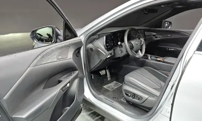Lexus RX 2023, 24789 км, за 52913.86 USD - фото 10