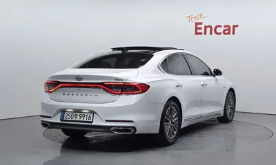 Hyundai Grandeur 2019, 88374 км, за 13674.54 USD