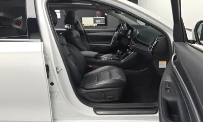 Hyundai Grandeur 2019, 88374 км, за 13674.54 USD - фото 11