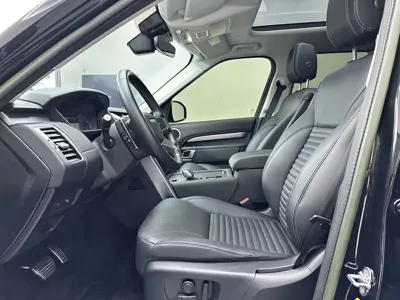 Land Rover Discovery 2022, 50000 км, за 53265.59 USD - фото 9