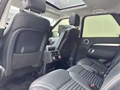 Land Rover Discovery 2022, 50000 км, за 53265.59 USD - фото 12