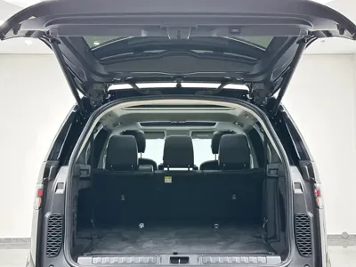Land Rover Discovery 2022, 50000 км, за 53265.59 USD - фото 22