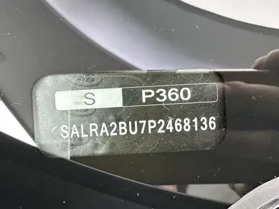 Land Rover Discovery 2022, 50000 км, за 53265.59 USD - фото 24