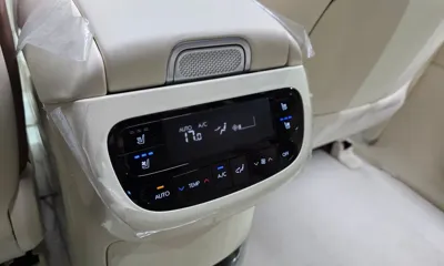 Hyundai Ioniq9 2025, 4470 км, за 50097.75 USD - фото 33