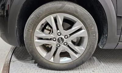 Kia Seltos 2021, 25590 км, за 12552.89 USD