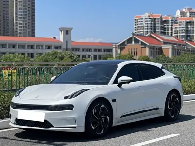 Zeekr 001 · 2023 год