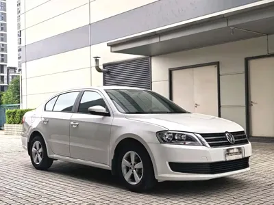 Volkswagen Lavida 2013, 120000 км, за 2917.38 USD