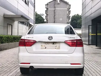 Volkswagen Lavida 2013, 120000 км, за 2917.38 USD - фото 6