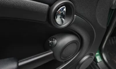 MINI Cooper Convertible 2015, 169920 км, за 4356.16 USD - фото 17