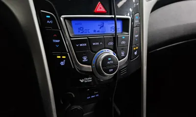 Hyundai i30 2012, 155786 км, за 3713.36 USD - фото 29