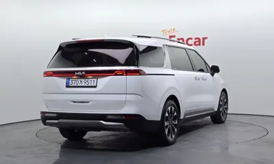 Kia Canival 2023, 47028 км, за 19824.18 USD
