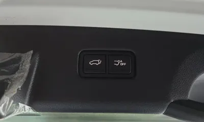 Kia Canival 2023, 47028 км, за 19824.18 USD - фото 20