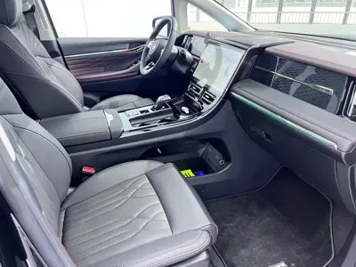 GAC Motor Trumpchi M8 2024, 13799 км, за 23366.23 USD - фото 10