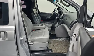 Hyundai Starex 2017, 158932 км, за 5448.34 USD - фото 26