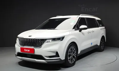 Kia Canival · 2021 год
