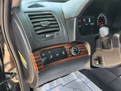 Kia Mohave 2017, 240334 км, за 5901.27 USD