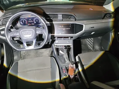 Audi Q3 2020, 104300 км, за 15929 USD - фото 10
