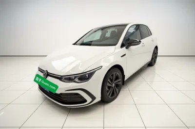 Volkswagen Golf · 2021 год