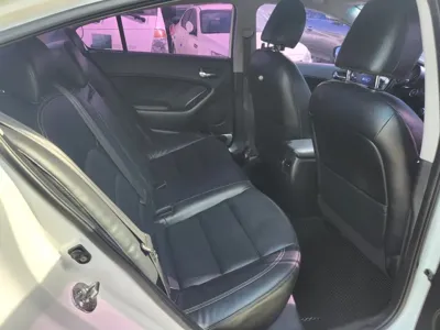 Kia K3 2015, 131840 км, за 3610.35 USD - фото 14