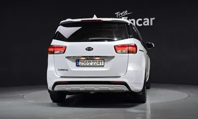 Kia Canival 2016, 141890 км, за 7553.56 USD