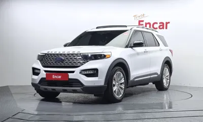 Ford Explorer · 2020 год