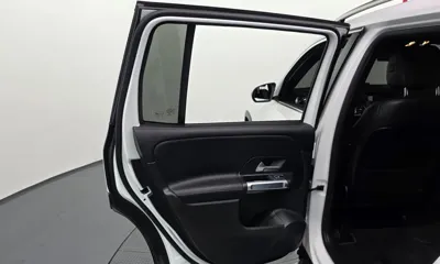 Mercedes-Benz GLB-Class 2023, 29254 км, за 37778.52 USD - фото 25