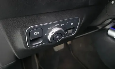 Mercedes-Benz GLB-Class 2023, 29254 км, за 37778.52 USD - фото 27