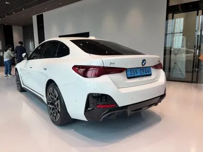 BMW i4 2026, 842 км, за 32879.45 USD