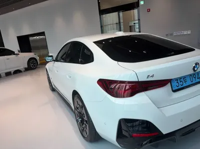 BMW i4 2026, 842 км, за 32879.45 USD - фото 7