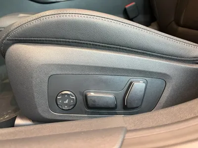 BMW i4 2026, 842 км, за 32879.45 USD - фото 13