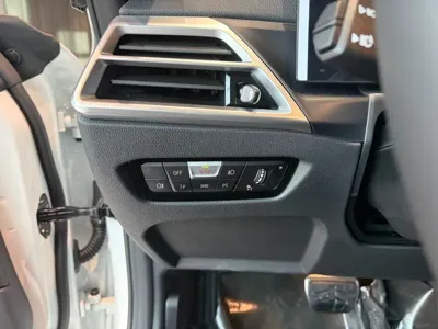 BMW i4 2026, 842 км, за 32879.45 USD - фото 14