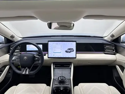 BYD Qin L 2024, 8000 км, за 12771.97 USD - фото 14