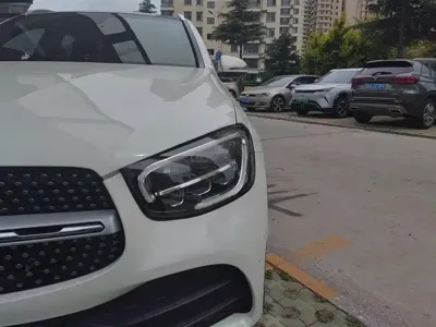 Mercedes-Benz GLC 2022, 51000 км, за 31782.79 USD
