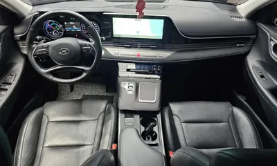 Hyundai Grandeur 2020, 72130 км, за 16093 USD - фото 7