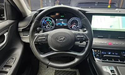 Hyundai Grandeur 2020, 72130 км, за 16093 USD - фото 13