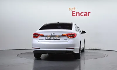 Hyundai Sonata 2017, 61207 км, за 8458.68 USD
