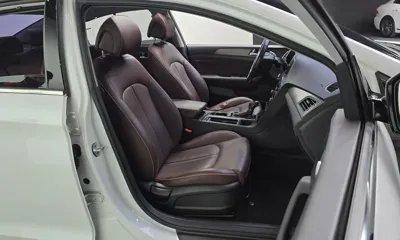 Hyundai Sonata 2017, 61207 км, за 8458.68 USD - фото 11