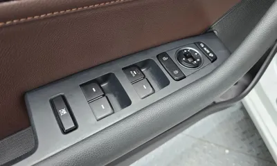 Hyundai Sonata 2017, 61207 км, за 8458.68 USD - фото 14